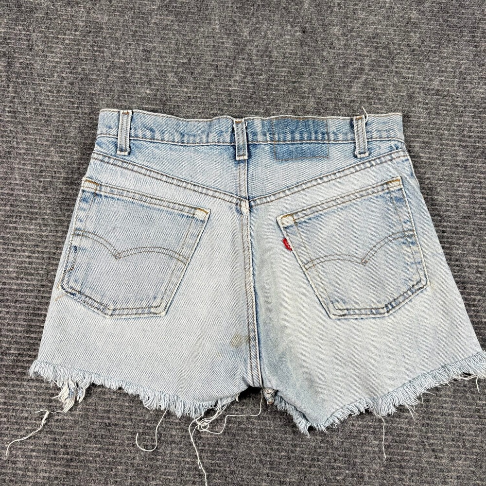 Vtg Levis Denim Cut Off Shorts Womens 30 Light Wash Good Frayed Raw Hem 501